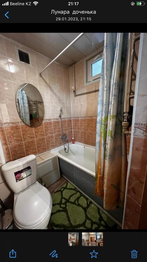 Apartment On Akhmetova 10 Алма Ата Екстериор снимка
